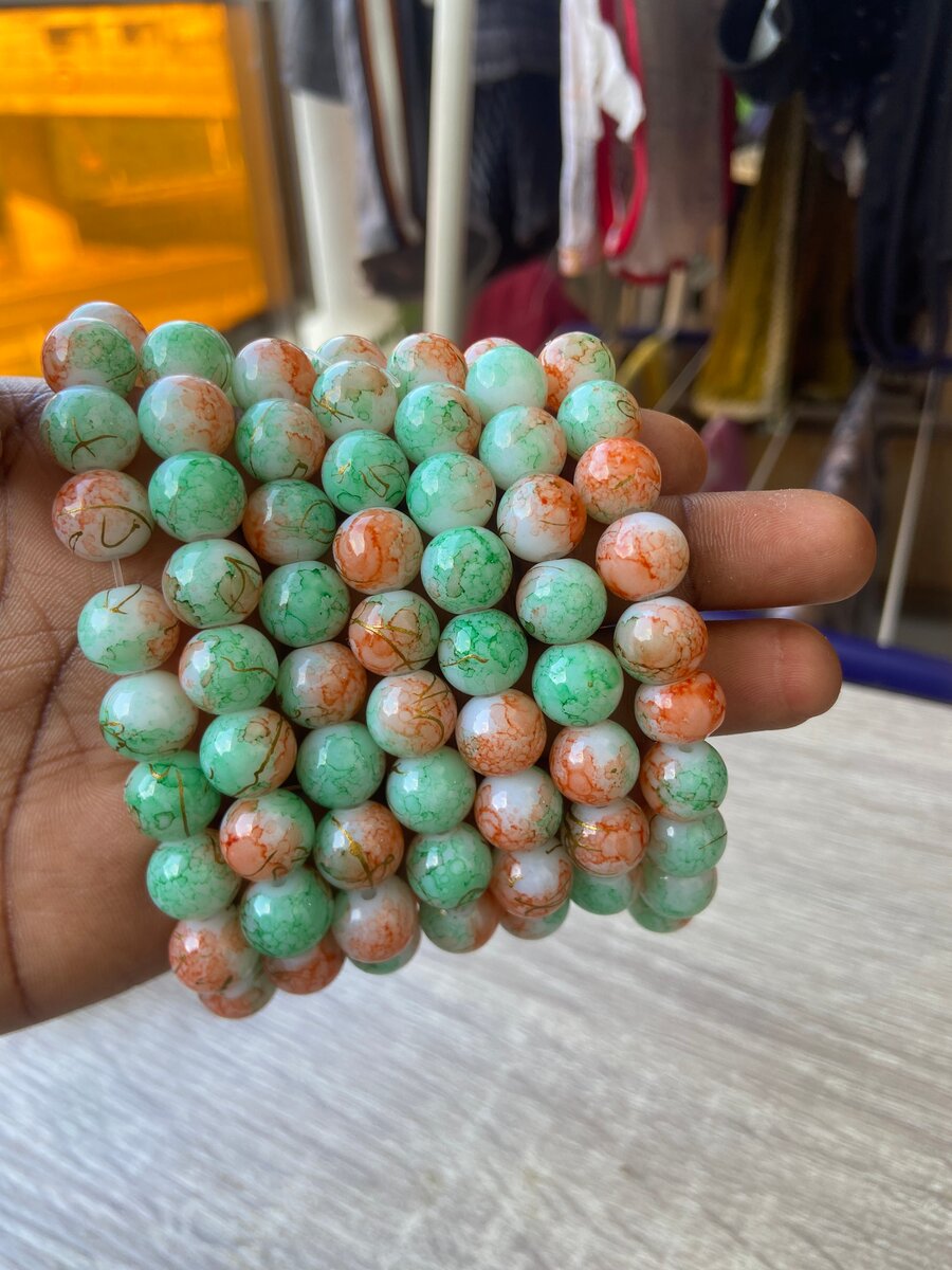 Bracelets colorés en perles