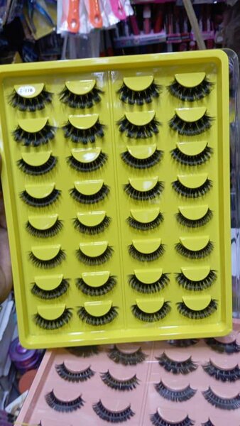 Faux Cils Dramatiques