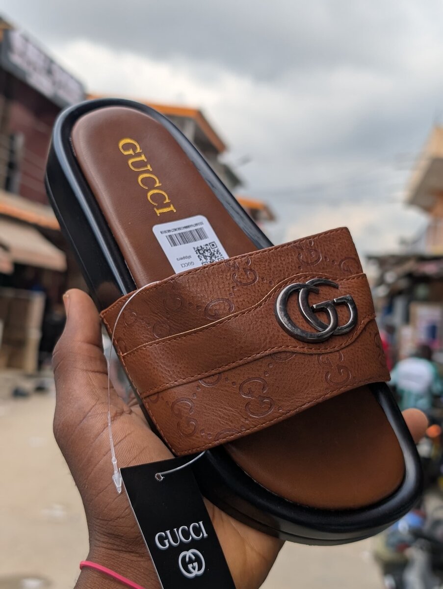 Sandales Gucci élégantes