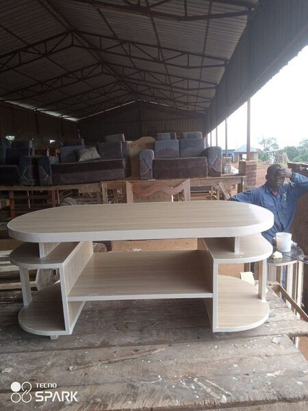 Table basse ovale moderne