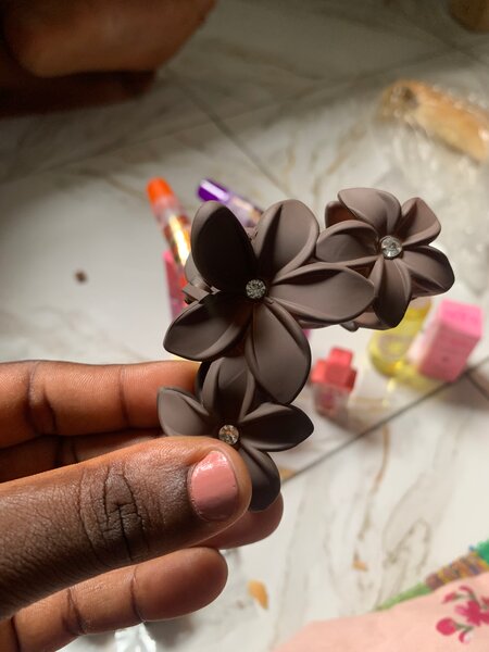 Barrettes Florales Élégantes