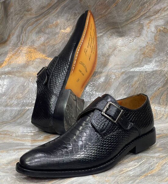 Chaussures élégantes en cuir