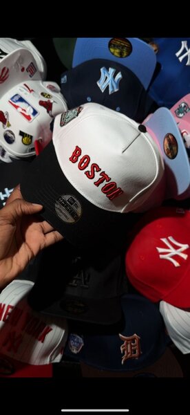 Casquettes brodées originales