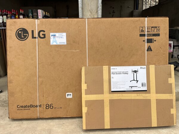 Écran interactif LG 86 pouces