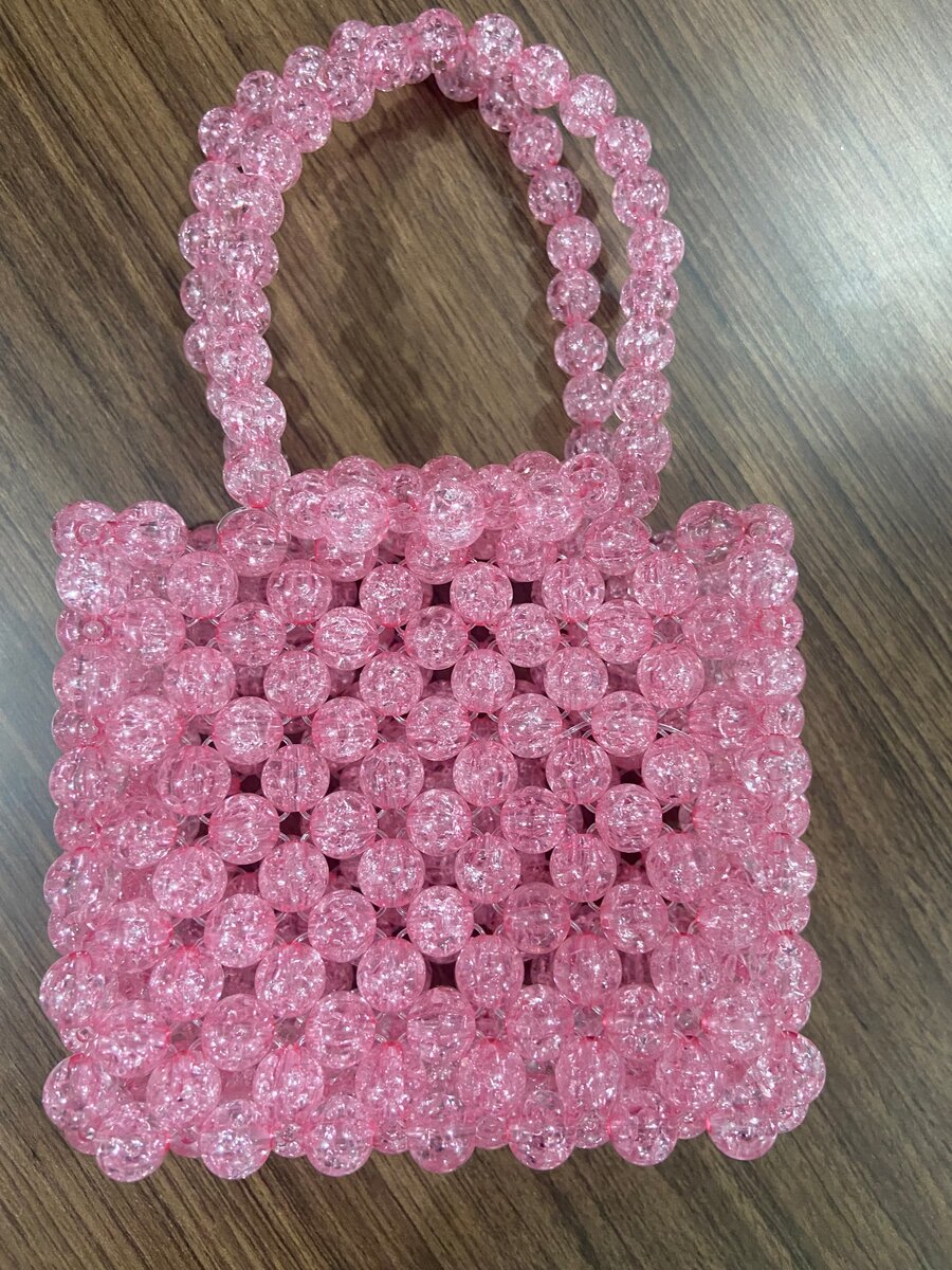 Sac à main perles roses