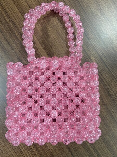 Sac à main perles roses