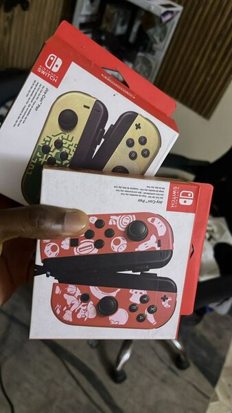 Manettes Joy-Con Édition Limitée