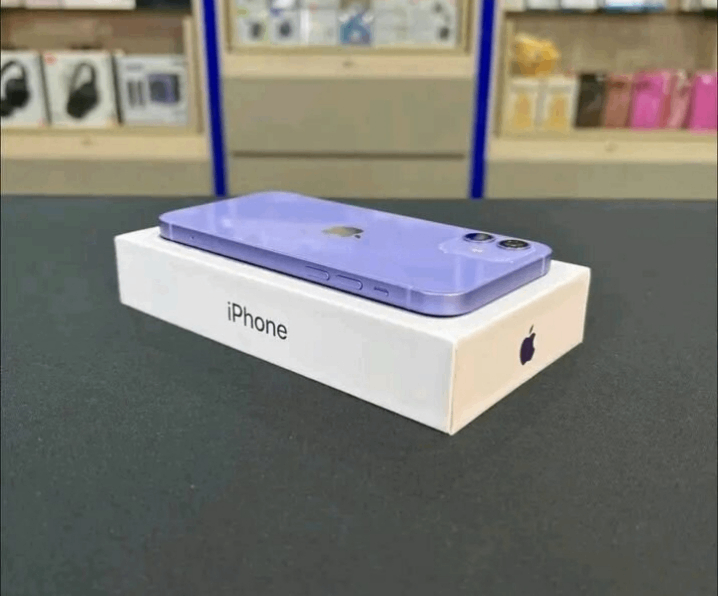 iPhone 12 - Violet