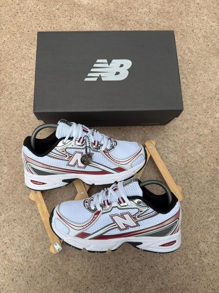 New Balance 740 Baskets Mode