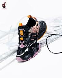 Chaussures de sport modernes