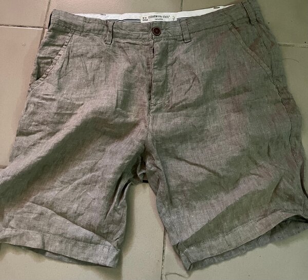 Shorts en lin pour homme