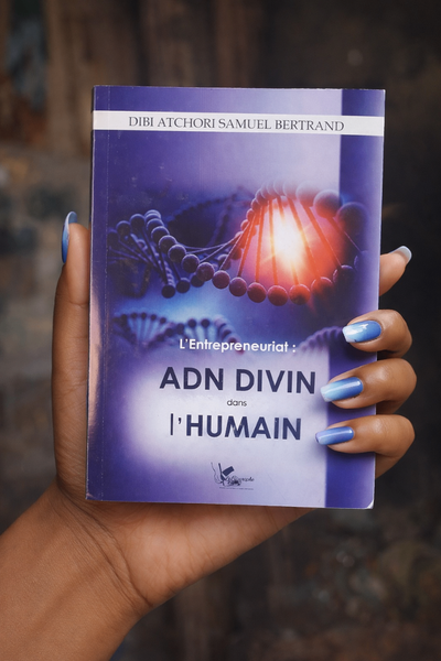 Livre 'ADN DIVIN dans l'HUMAIN' par Dibi Atchori Samuel Bertrand