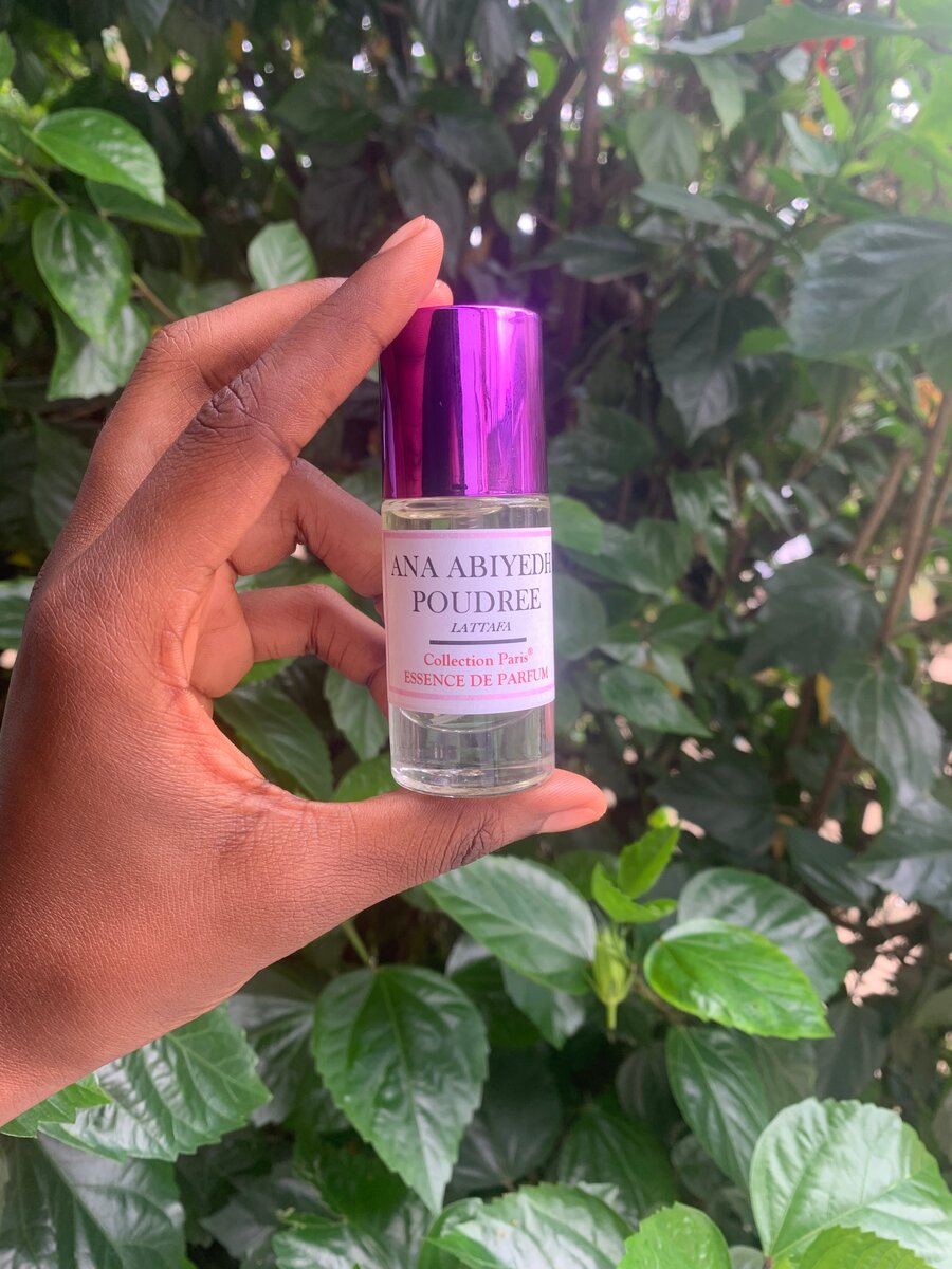 Essence de parfum Ana Abiyedh