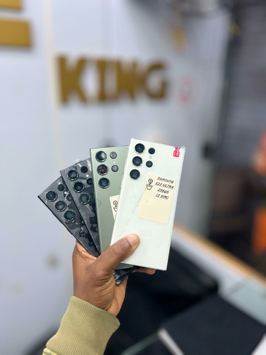 Samsung S23 Ultra casi neuf