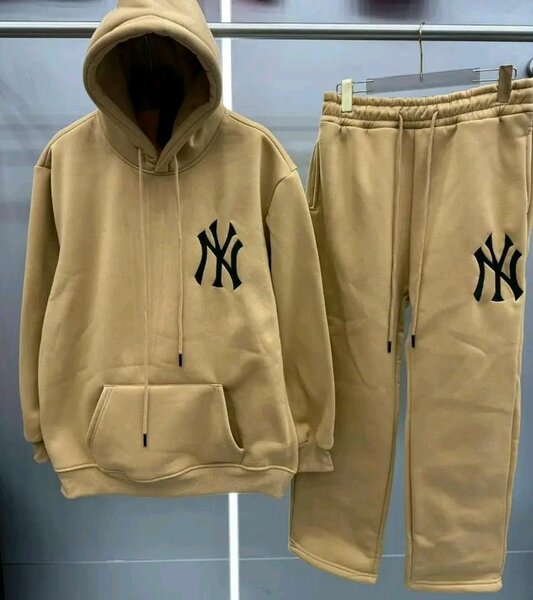 Ensemble de survêtement à capuche