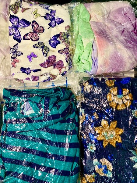 Lot de colan colorés