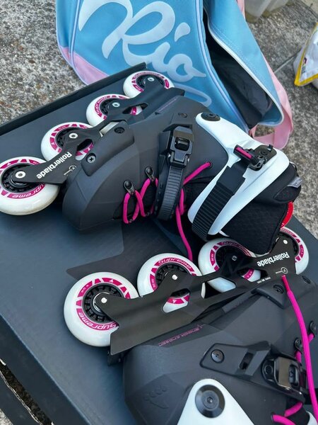 Ensemble roller et protection rose
