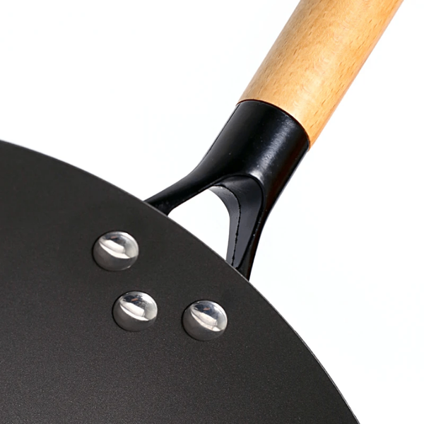 Wok antiadhésif en acier