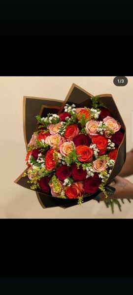 Bouquet de Roses Éclatantes