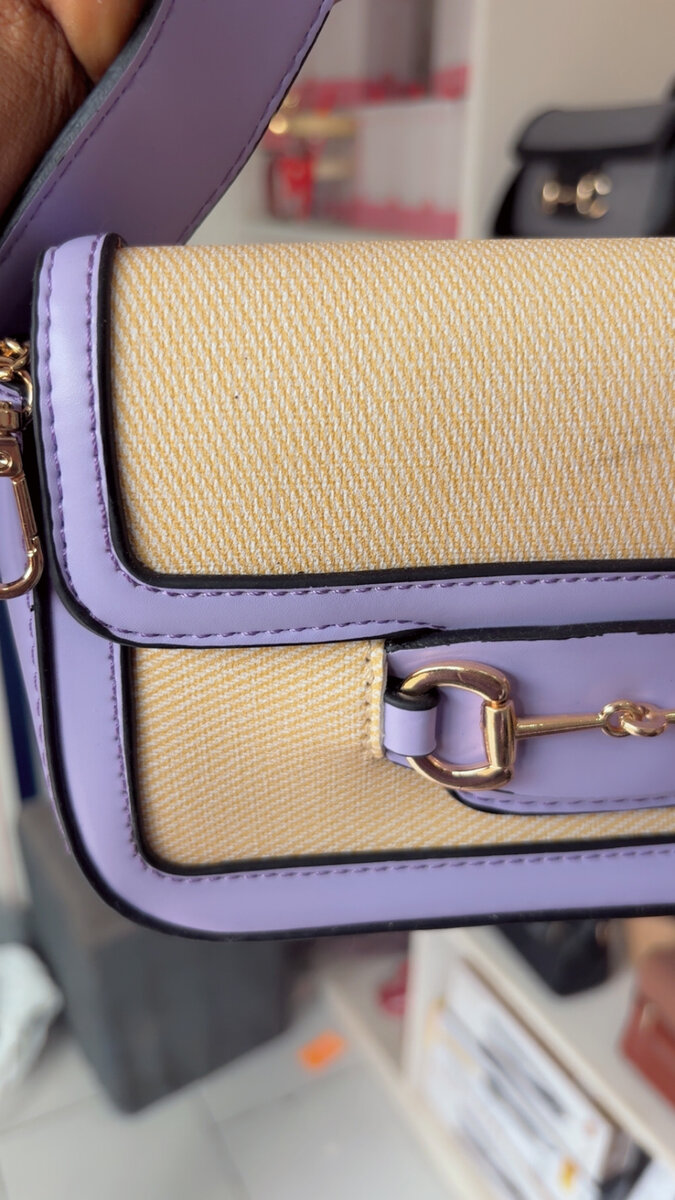 Sac bandoulière élégant lilas