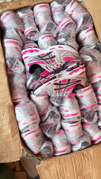 Chaussures de course roses