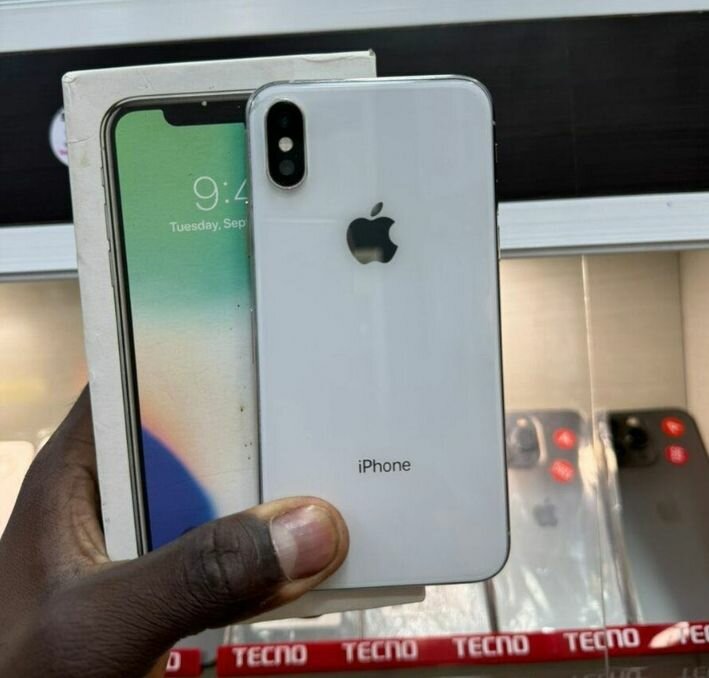 iPhone X 64GB Débloqué