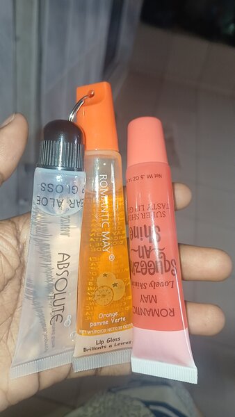 Gloss hydratante qui sent bon