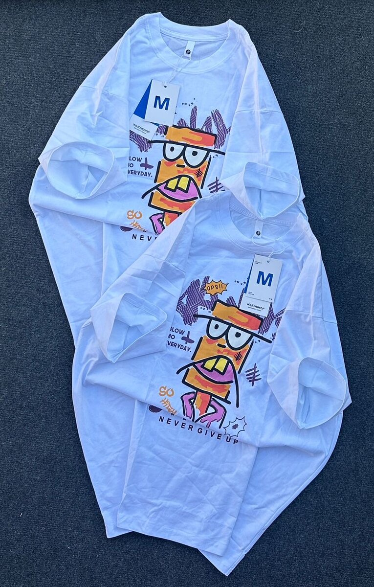 T-shirts graphiques tendance