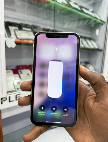iPhone XR en bon état