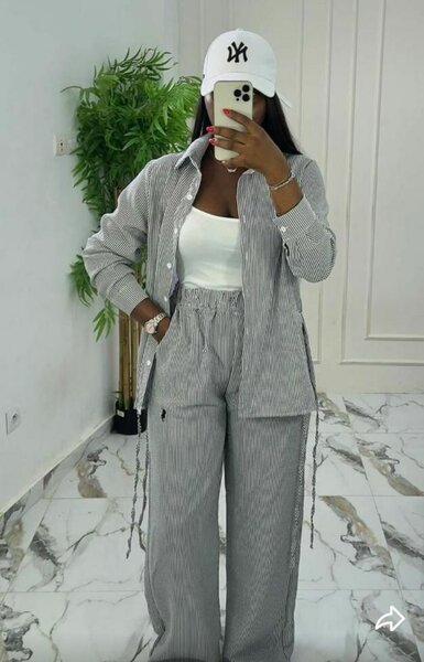 Tenue décontractée rayée