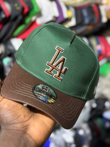Casquette New Era LA marron et vert