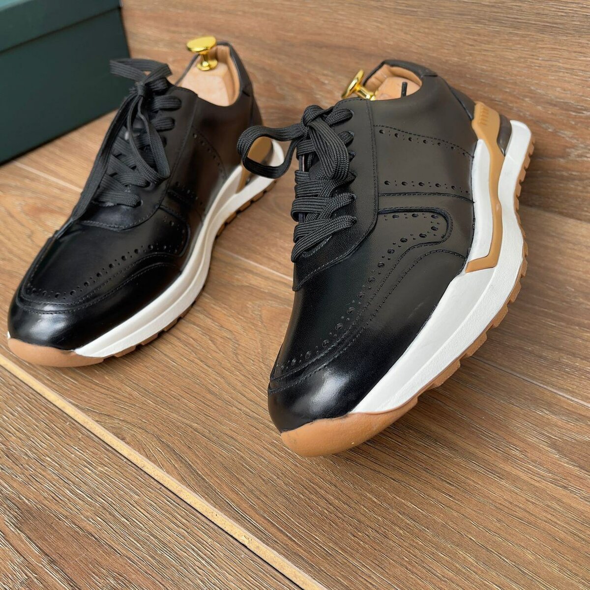 Magnanni Sneakers Élégants