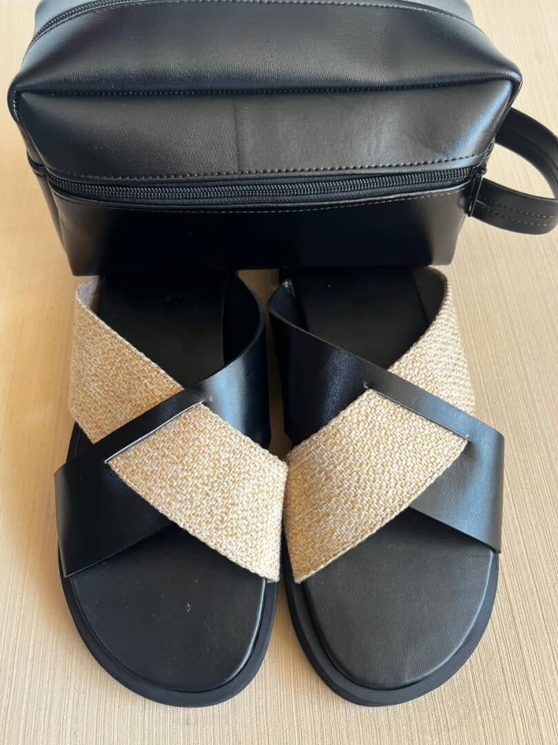 Sandales croisées élégantes