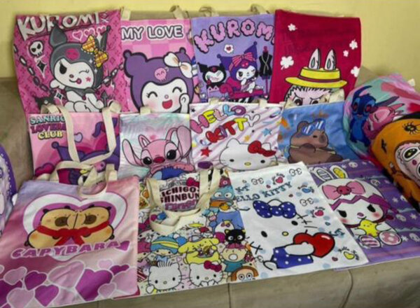 Poch sac en tissu Hello Kitty