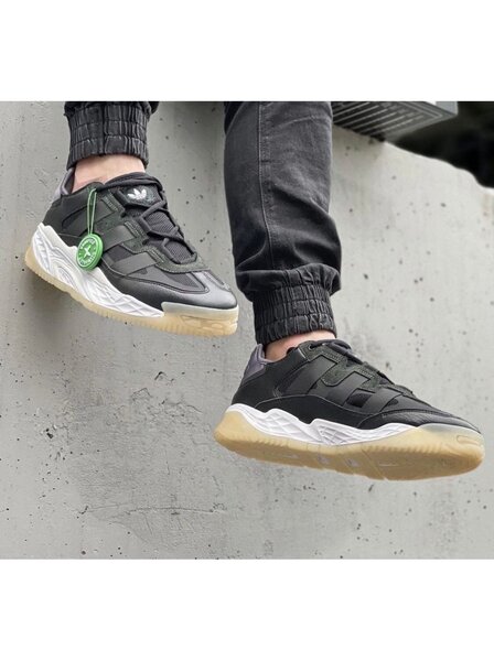 Baskets noires tendance homme