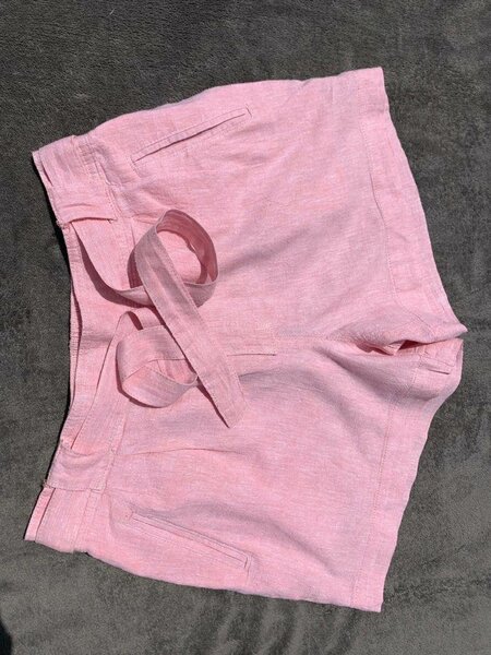 Short rose pour femme