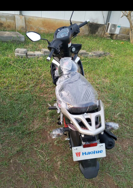 Moto Haojue élégante