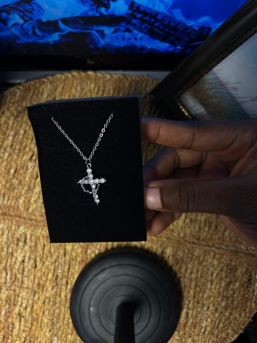 Collier Croix Argenté Brillant