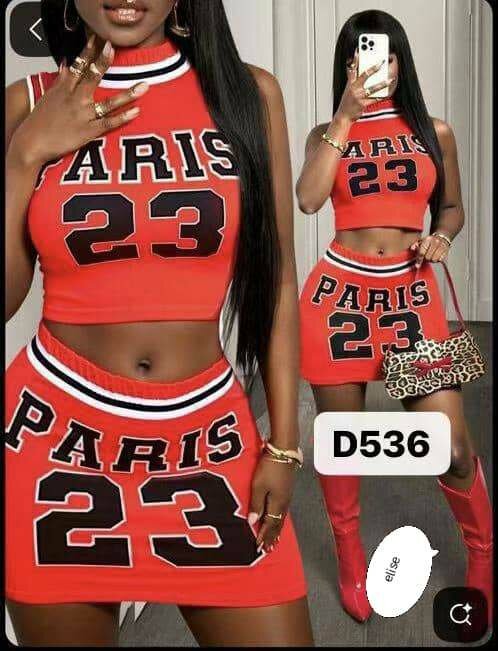 Ensemble rouge "Paris 23"