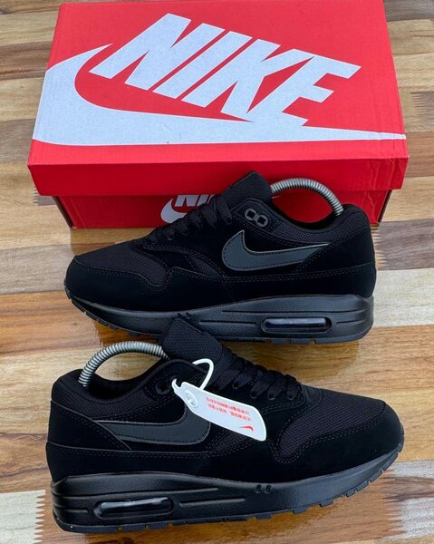 Nike Air Max Noir Classique