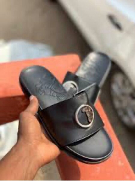 Mules en cuir élégantes