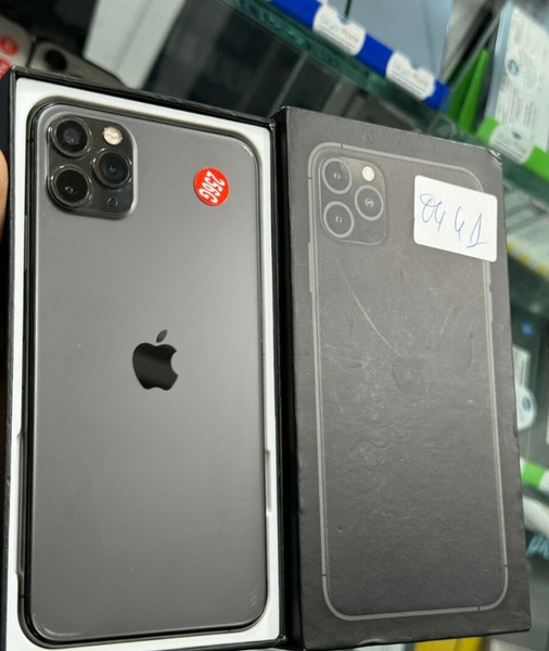 iPhone 11 Pro Max 64 Go