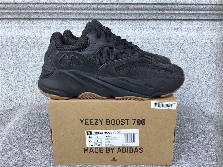 Adidas Yeezy Boost 700 Noirs