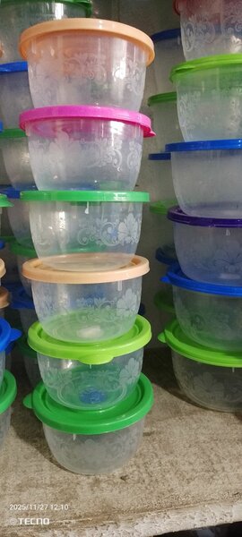 Ensemble de boîtes de conservation