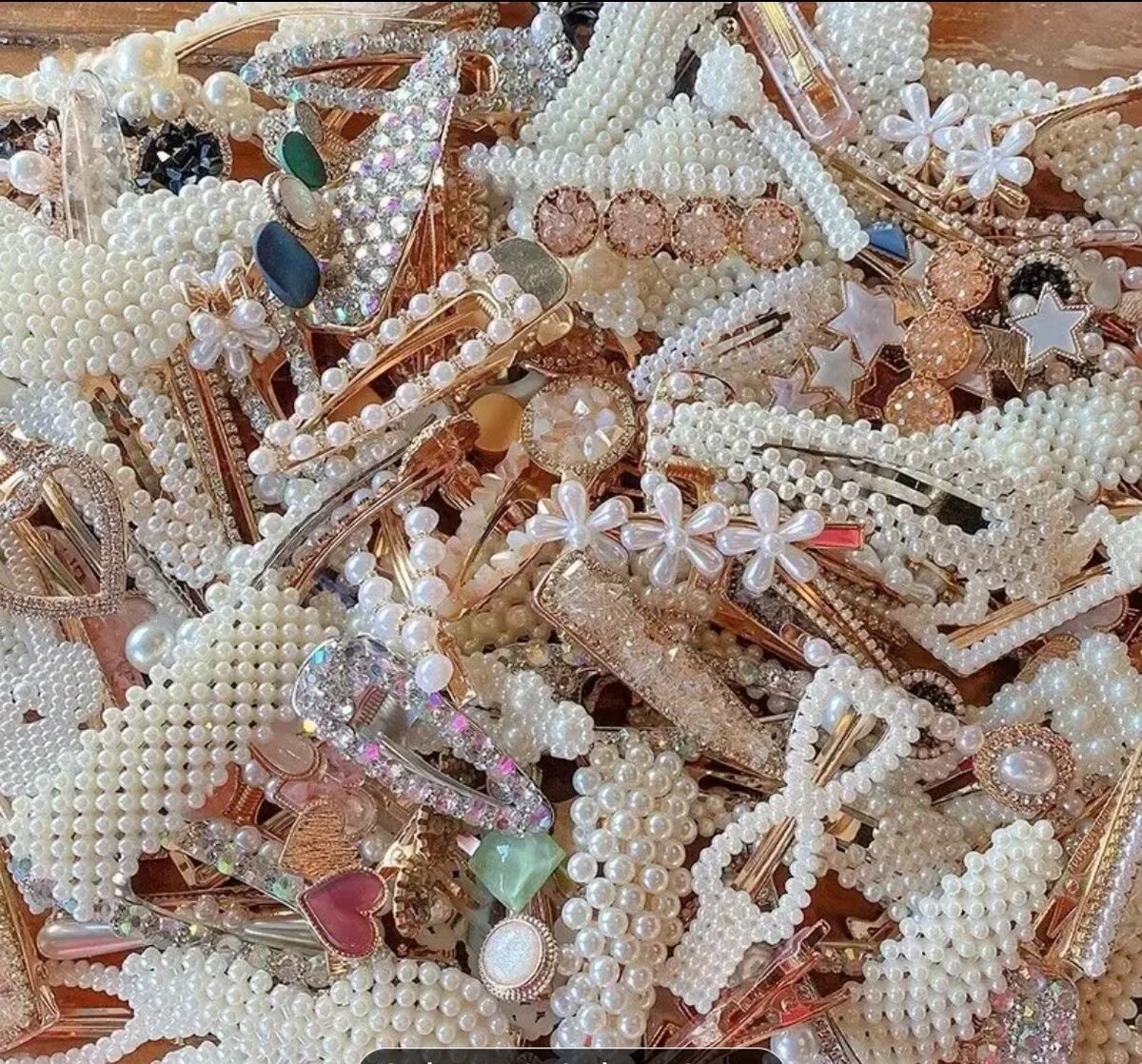 Elegant Pearl Hair Clips Set