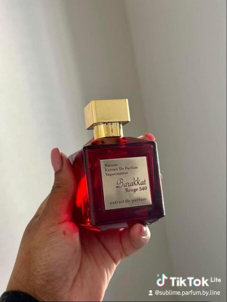 Extrait de Parfum Luxe Rouge
