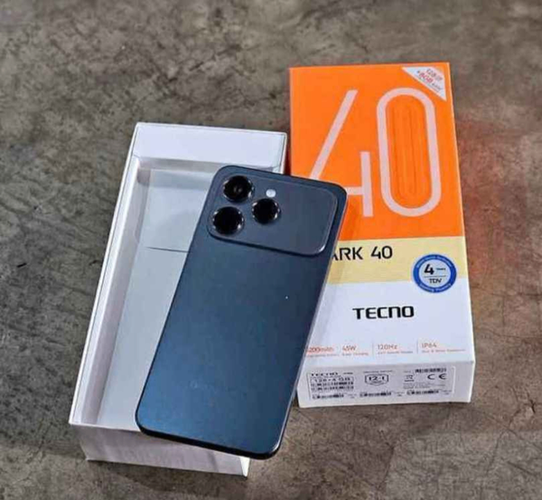 Smartphone Tecno Spark 40