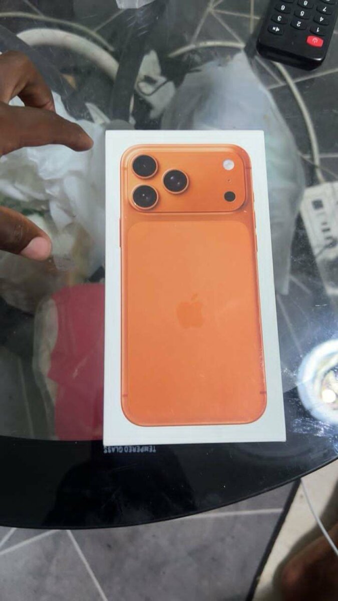 iPhone 17pro Max 256GB USA