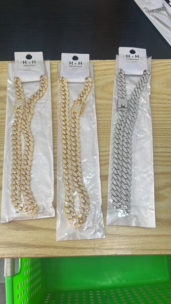 Collier chaîne tendance