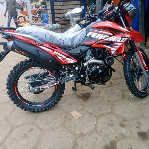 Moto Cross Tout-Terrain 250cc